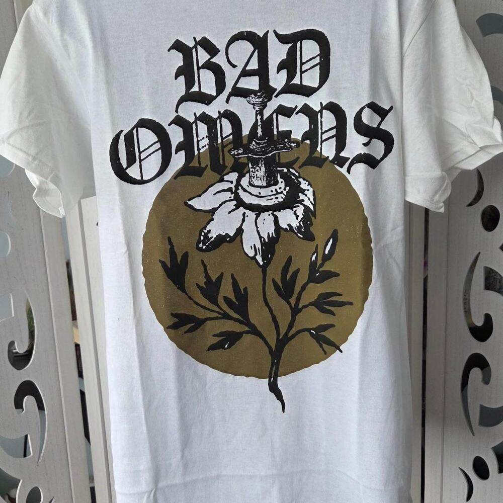 Bad Omens Concert T Shirt White Medium M Global Merch Floral Sword Graphic NWOT